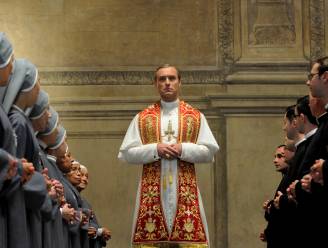 Een piepjonge paus en Jezus in quarantaine: tv-tips die corona even doen vergeten