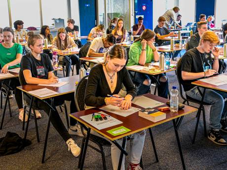 Gratis online examentraining voor herkansers na zorgen over slagingspercentage