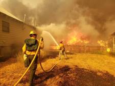 Bosbranden in Californië exploderen: nu de op twee na grootste uit de geschiedenis