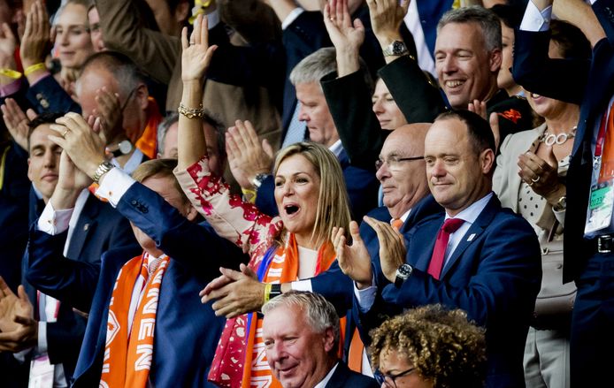 Archieffoto. Koningin Maxima juicht na een doelpunt voor Oranje op de tribune tijdens de openingswedstrijd van WEURO2017, het EK voetbal vrouwen.