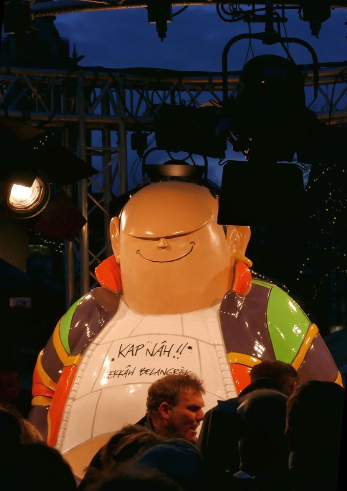 Haagse Harry in de spotlights in hartje Den Haag.