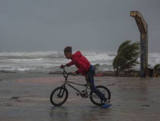 Orkaan Fiona komt aan land op Dominicaanse Republiek
