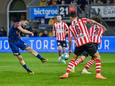Matus Bero haalt uit in het duel met Sparta.