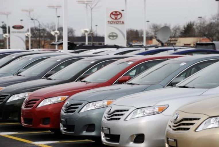 Trek knoop been Bovag: mes in verkooppunten nieuwe auto's | Het Parool