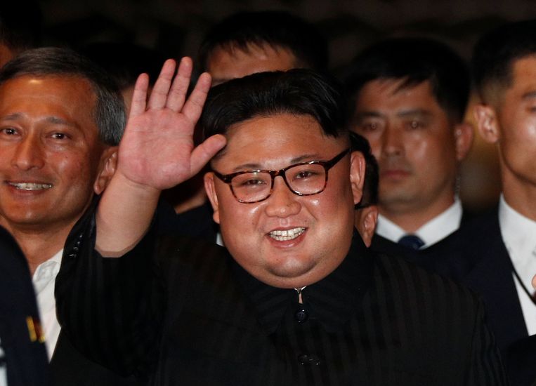 Kim Jong-un wordt als een popster begroet in het hotel-casino Marina Bay Sands  Beeld REUTERS