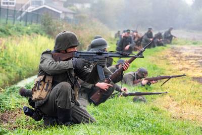 Mist en natte klei maken nagespeelde strijd om de Mark nog grimmiger: ‘Onze manier om herinnering le