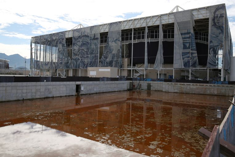 Het olympisch zwembad in Rio de Janeiro. Beeld REUTERS