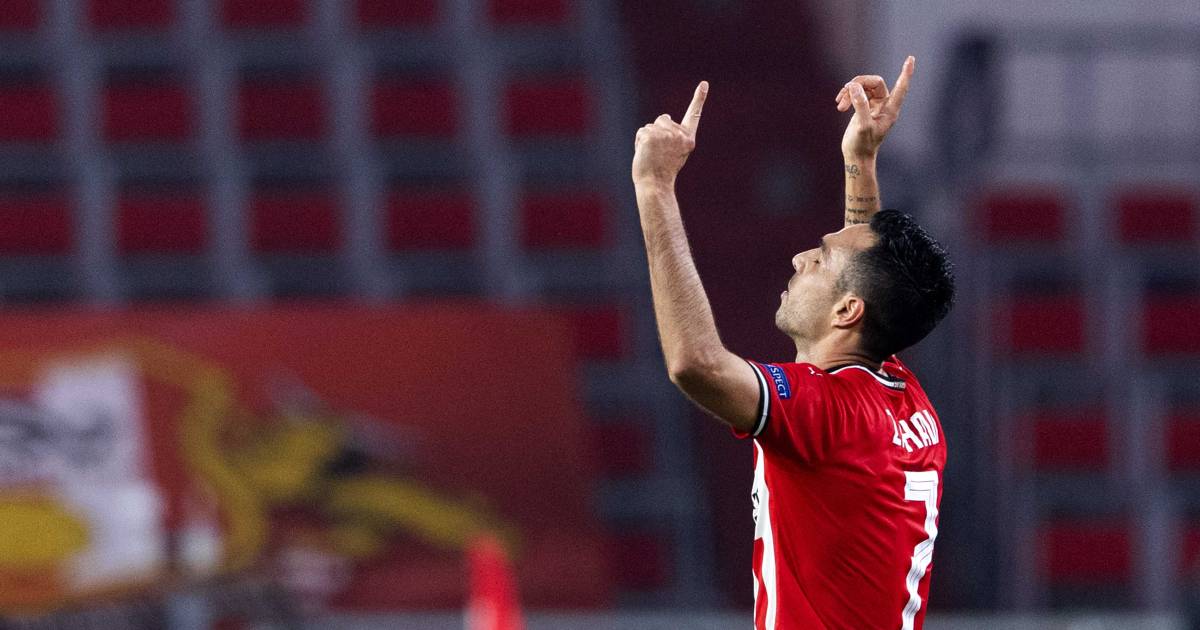 Peesjevee Podcast Roger Schmidt Sees Eran Zahavi As Star Player Of Psv Psv Netherlands News Live