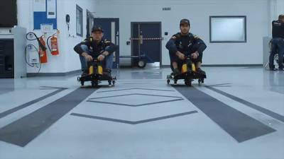 Verstappen en Ricciardo doen wel hele bijzondere race