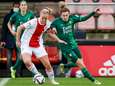 Voetbalsters Ajax nemen in Klassieker revanche op Feyenoord