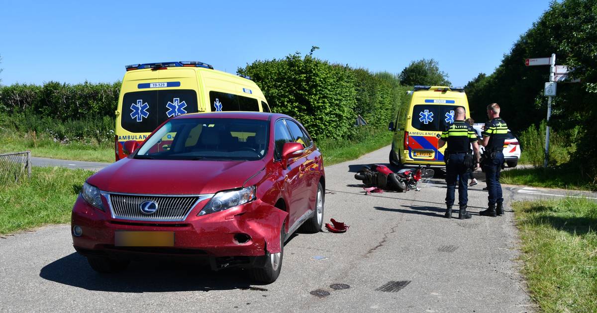 Twee gewonden bij botsing auto-scooter Kapelle.