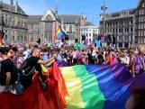 Duizenden mensen lopen Pride Walk in Amsterdam