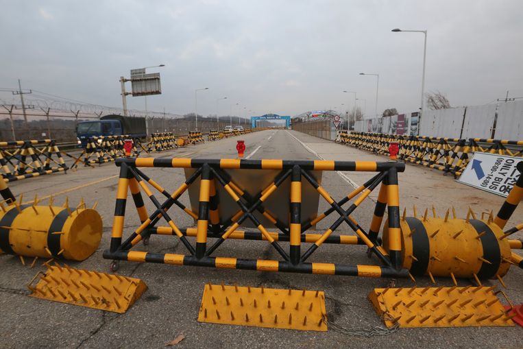 De grens tussen Zuid- en Noord-Korea wordt streng bewaakt. Beeld AP