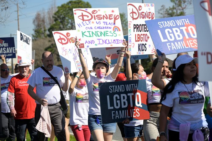 Disney-medewerkers houden staking over ‘Don’t say gay'-wet in Florida
