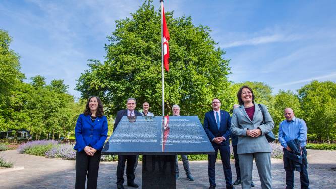 Monument voor Canadese bevrijders 75 jaar na Victory Parade in stilte onthuld