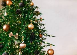 Blijft je kerstboom echt mooier als de kamertemperatuur laag is?