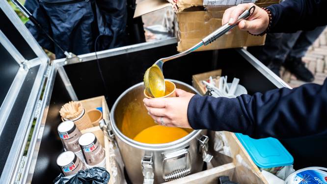 Steeds meer arbeidsmigranten leiden zwervend bestaan: ‘De kwetsbaren raken alles kwijt’