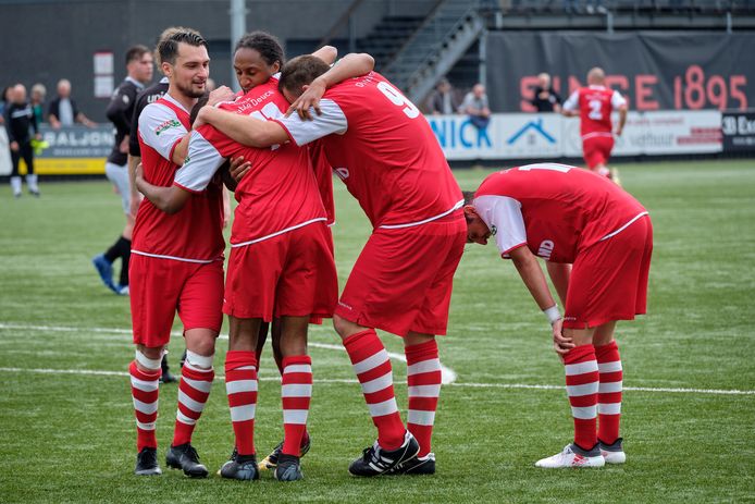 Archieffoto van een wedstrijd van Coal. De betrokken keeper staat niet op deze foto. Foto ter illustratie.