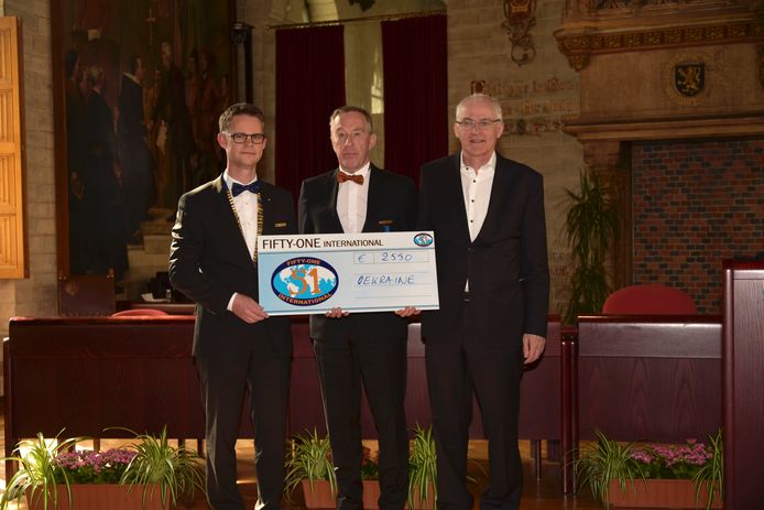 Serviceclub FOC Leuven steunt Zorgcirkels Jongdementie en Oekraïne
