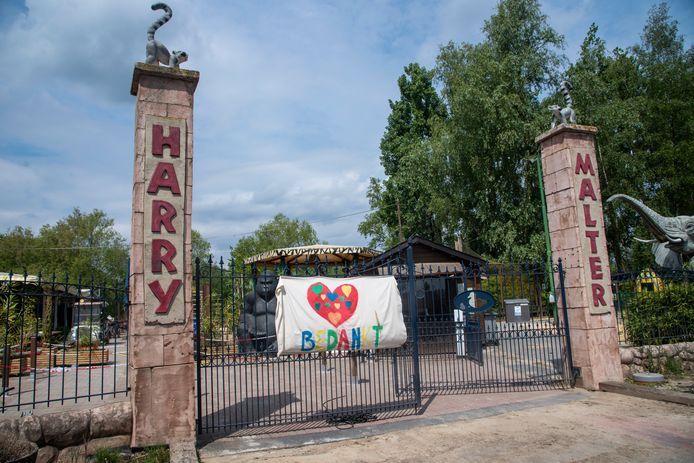 L. Malter, de zoon van Harry Malter, wordt ervan beschuldigd maar liefst 180.000 euro gestolen te hebben uit de kassa van het park.