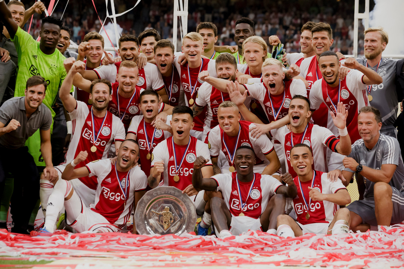 Reus Ajax En De 17 Dwergen Waarom De Eredivisie Toch Aantrekkelijk Is Foto Ad Nl