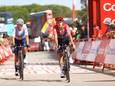 Remco Evenepoel (r) en Enric Mas.
