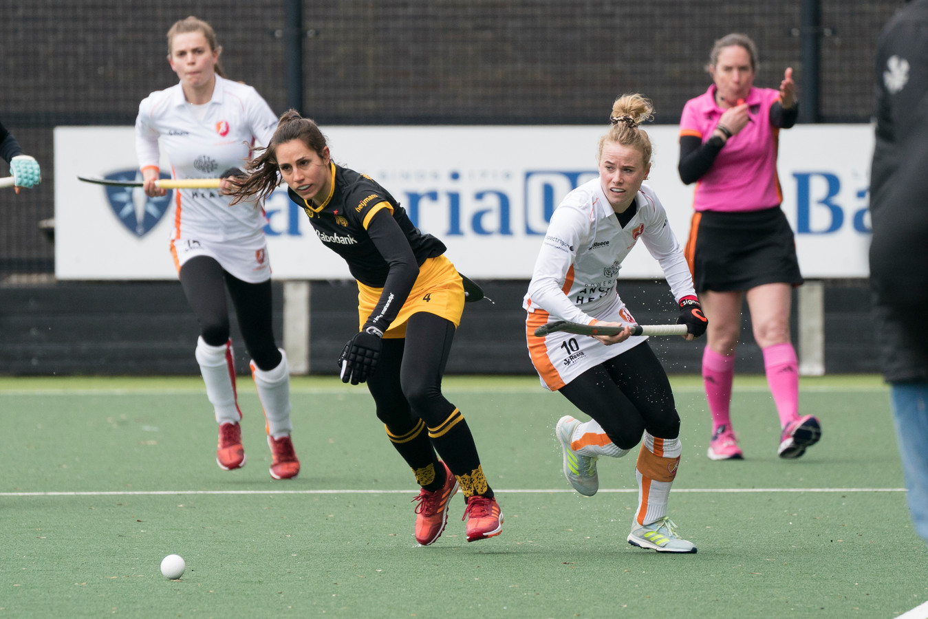 Vizier vrouwen HC Den Bosch op de playoffs ‘Fijn dat we deze reeks krijgen om de puntjes op de