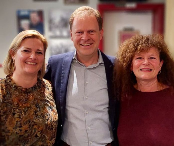 Valerie Buyck, Tom Lacres en nieuwkomer Annette Van der Bruggen.