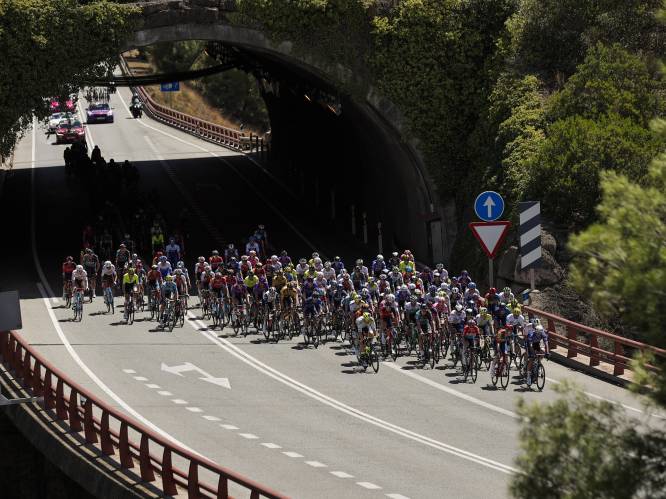 Poging tot sabotage in Vuelta: viertal aangehouden dat olie vanaf viaduct wilde gooien