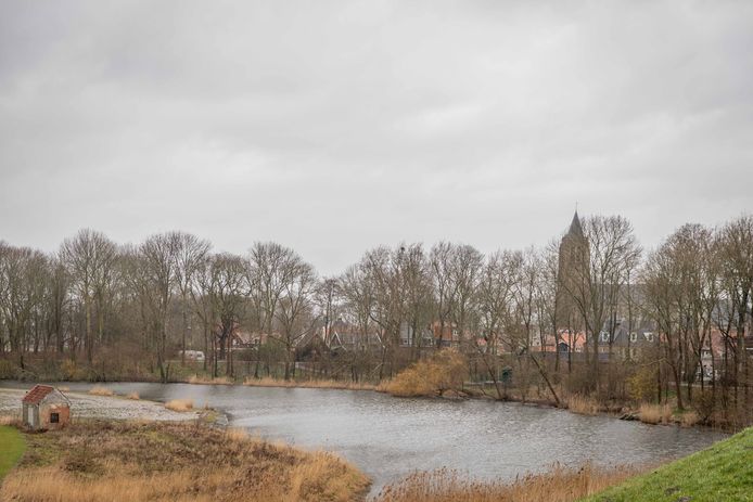 De vestingwallen in Tholen, met de Veste.