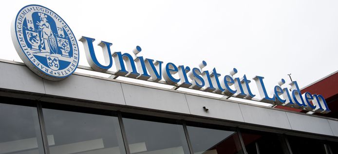 Exterieur van de Universiteit Leiden.