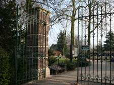 Grafschennis noopt Sliedrecht om poort begraafplaats 's avonds en 's nachts op slot te doen
