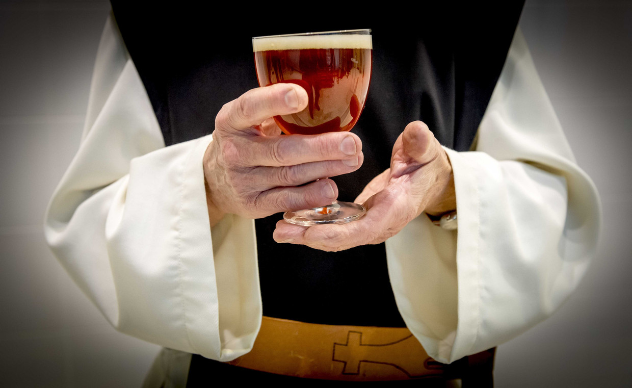 Het kabinet wil met een accijns op speciaalbier van kleine bierbrouwerijen een gelijk speelveld voor bierbrouwers creëren. Beeld ANP