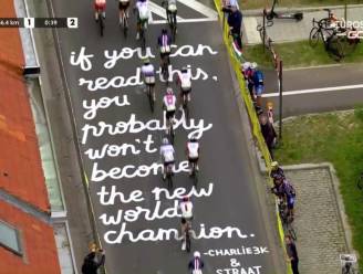 Street artist Straatletters krijgt lof van Michel Wuyts
