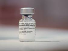 Le vaccin de Pfizer peut être conservé à des températures moins extrêmes