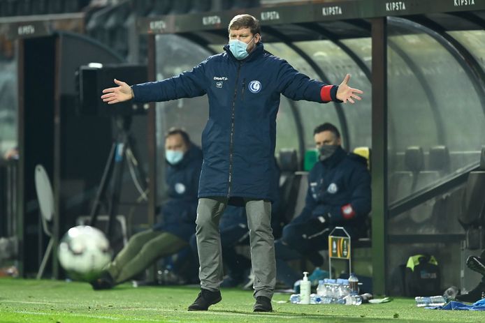 Le coach Vanhaezebrouck, dimanche, à Ostende
