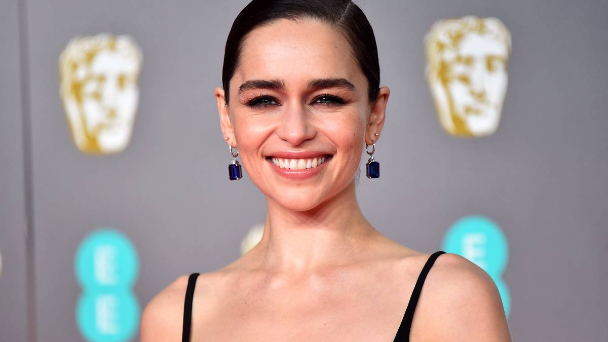 Emilia Clarke krijgt excuses van tv-baas die haar beledigde | Showbizz |  hln.be