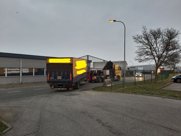 De lokale politie Mechelen-Willebroek organiseerde een controleactie op zwaar vervoer in Willebroek