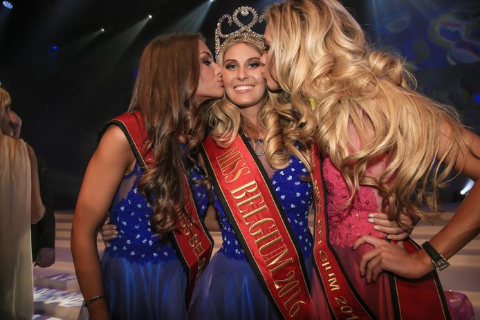 Miss België 2016 - Lenty Frans en haar eredames na de verkiezing.
