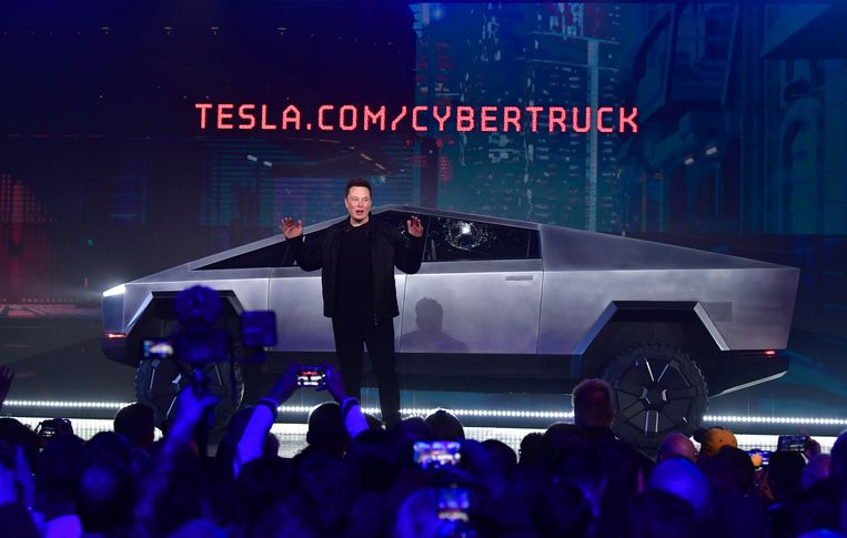De nieuwe elektrische pick-uptruck van Tesla in Los Angeles. Beeld AFP