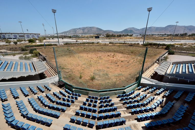 Het olympisch honkbalstadion in Athene. Beeld Getty Images
