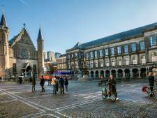 Nog één keer over het Binnenhof: de kenners vertellen wat je niet hoort van een gids
