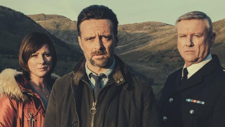 Mali Harries, Richard Harrington en Aneirin Hughes van Hinterland. Beeld  