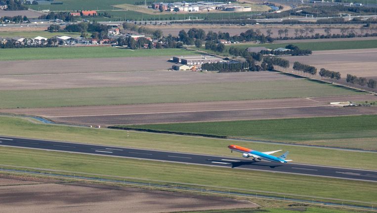 Luchtverkeersleiding: 'We zien in 2016 een toename van het aantal meldingen in heel Nederland' Beeld anp