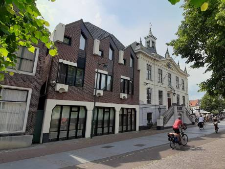 Nieuwe invulling voor stadhuis in Groenlo: ‘Het centrum heeft profijt van reuring, dat krijgen we hiermee’
