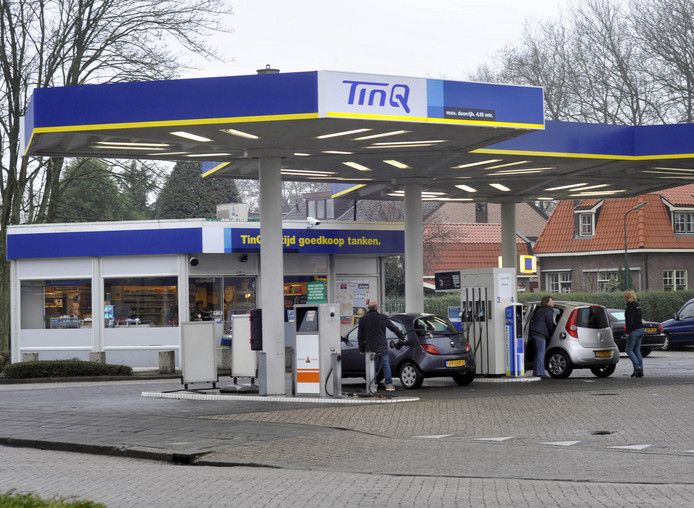 De prijzen van diesel en benzine liggen in Nederland het verst uit elkaar