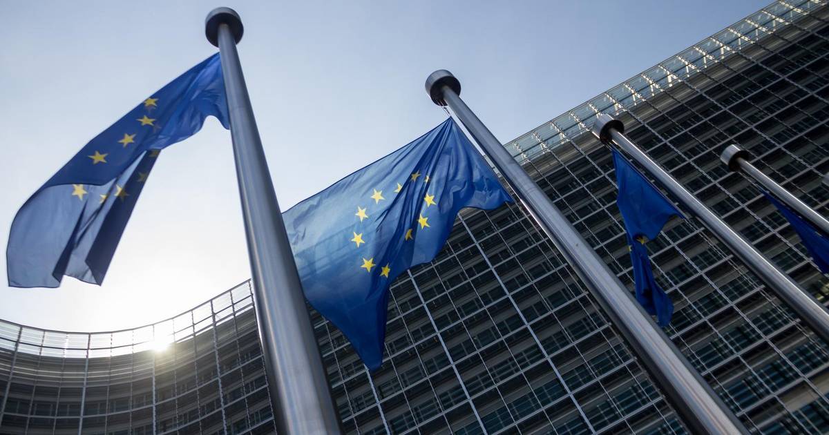 Commissione Europea: “I visti Ue non si possono negare a tutti i russi” |  All’estero