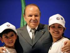 Bouteflika à la recherche d'une "majorité écrasante"