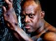 Melvin Manhoef verijdelde inbraak, maar nu speelt handblessure hem parten: 'Ik heb geen plan B’