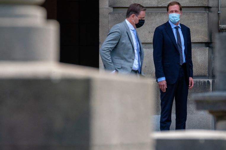 Bart De Wever en Paul Magnette. Beeld BELGA